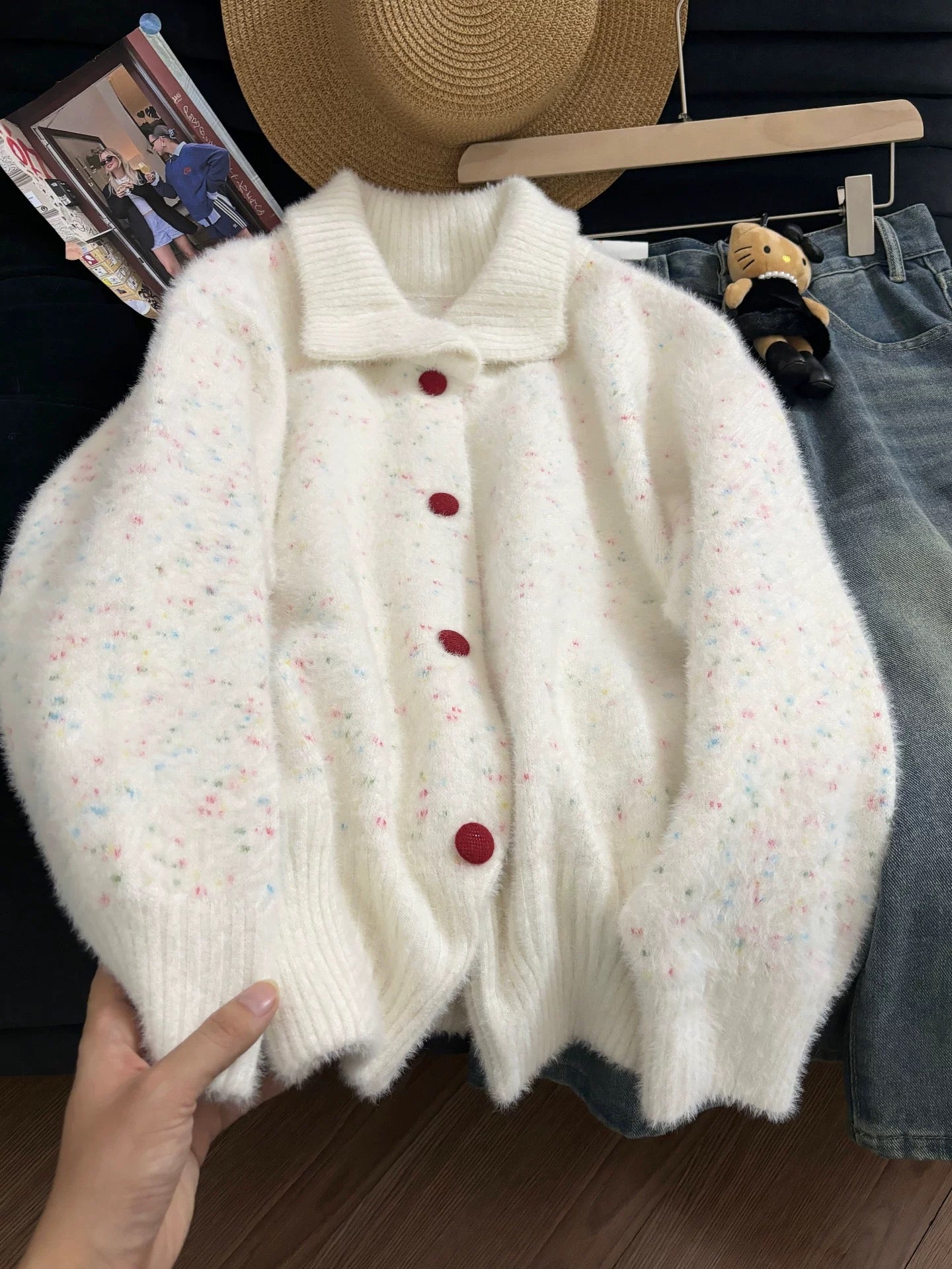 Korean style sweet polka dot white mink fleece sweater coat women's winter loose and lazy style knitted cardigan top trendy
