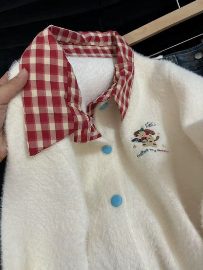 Korean-style, elegant plaid sweater coat with a touch of Chanel flair, perfect for winter. New style for women, size 25. Slimming and sophisticated.