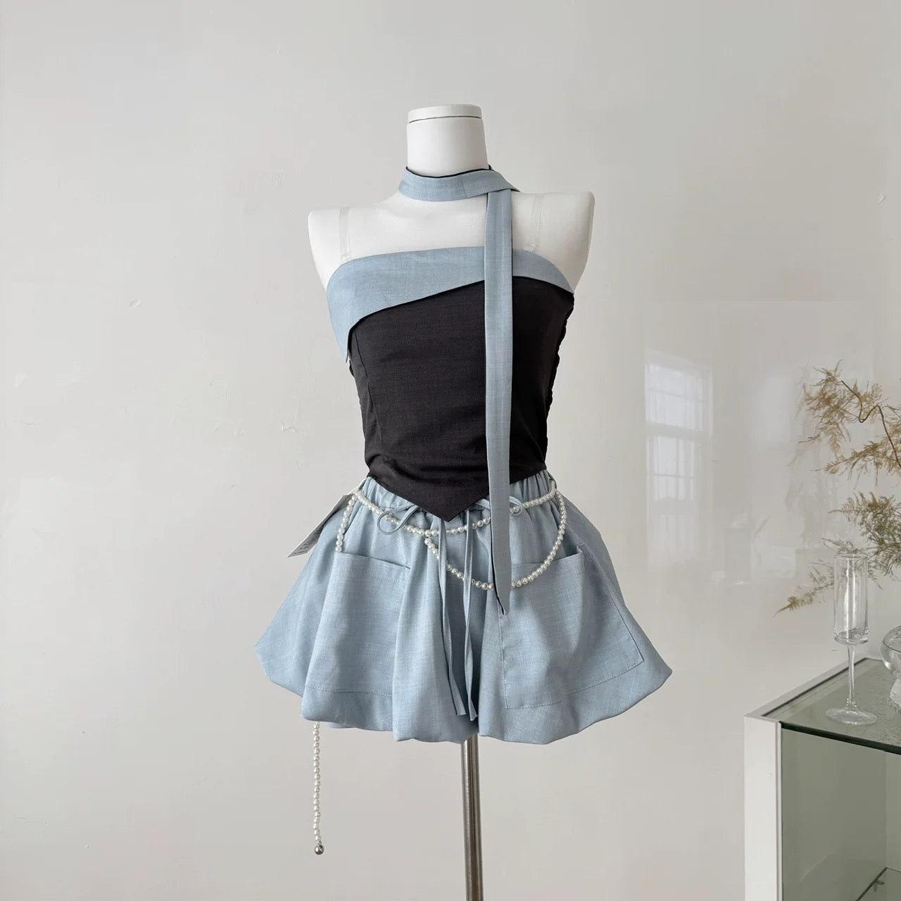 Youni homemade irregular color matching halter neck tube top vest 2025 new sexy hot girl short suit