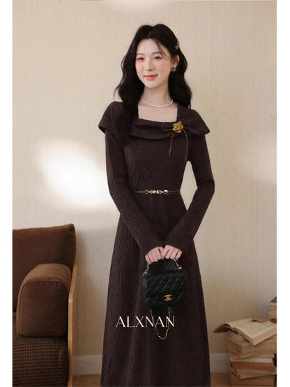 Lu Xiangnan's "Camellia Chestnut" French-style dress for women, new autumn/winter design, slimming waist, long inner dress.