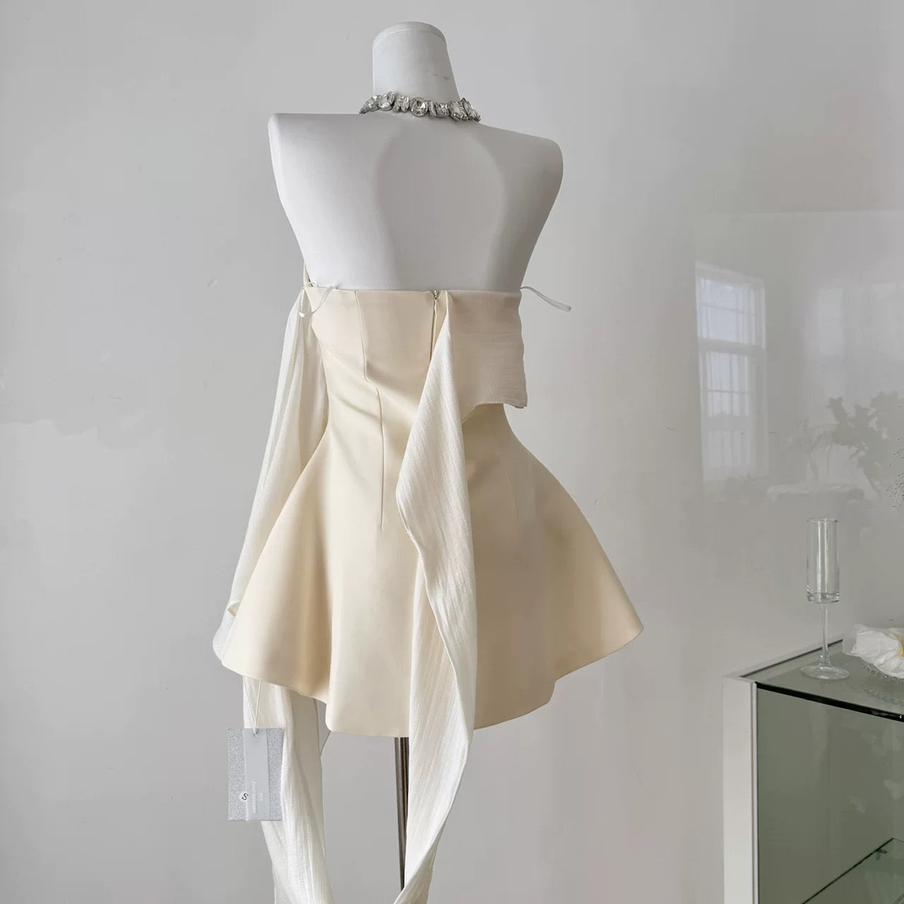 New spring and summer design pleated halter neck tube top skirt female pure sexy lace ribbon dress A-line skirt