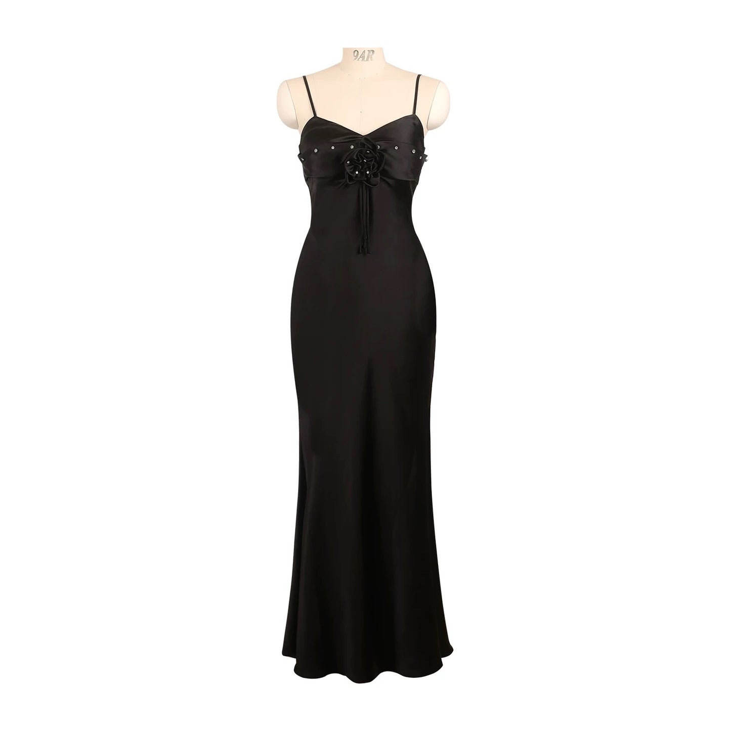 Mummy Cat laying eggs [Gorgeous Phantom] Flower studded diamond v-neck slimming holiday fishtail suspender long skirt