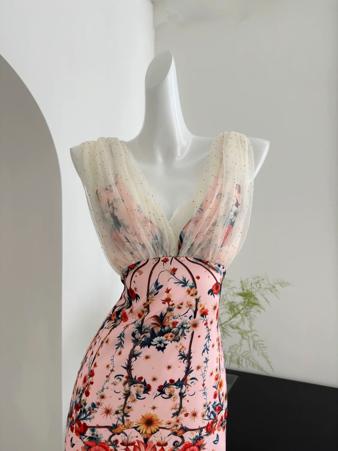 Miyou 2025 is not as good as you are. Very rich full-positioned color is beautiful and unknowingly delicate fishtail skirt