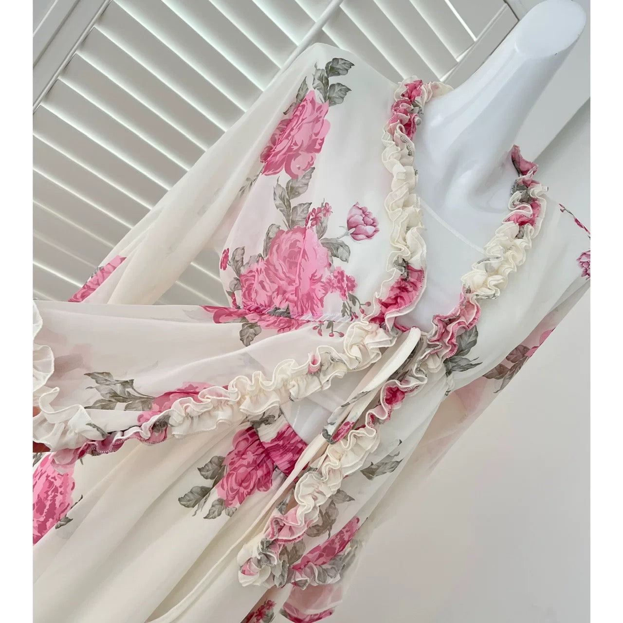 Miyou homemade spring comic French heavy wood ear edge holiday style loose top A-line skirt suit spring