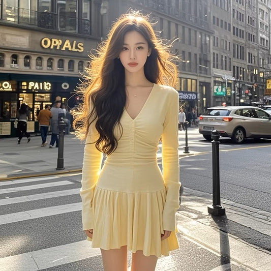 Coco KEKE V-neck pleated slim-fitting long-sleeved dress 2024 autumn