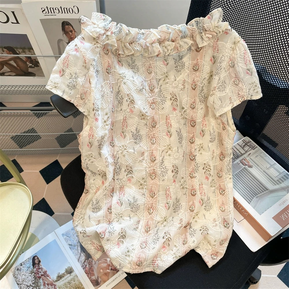 French-style V-neck tie-waist floral short-sleeved shirt, unisex summer retro style, ruffled trim, fitted waist top