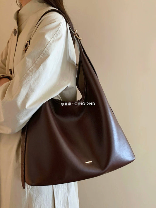 Chio2nd Slightly Tipsy Senatote Bag for Women, Large Capacity, Autumn/Winter Commuter Hobo Bag, Shoulder/Crossbody Bag