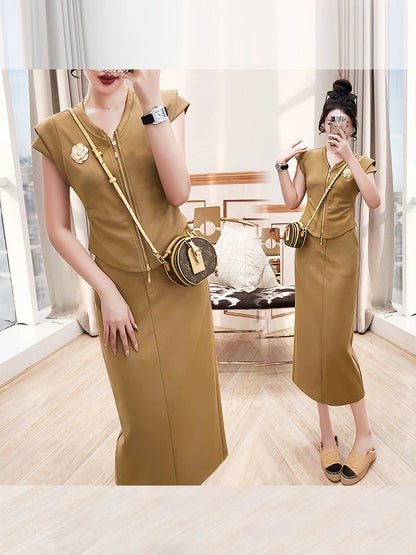 Mature Royal Sister Women's Suit Autumn 2024 New Summer Top and Half Skirt Two-piece Commuting Socialite Temperament Suit