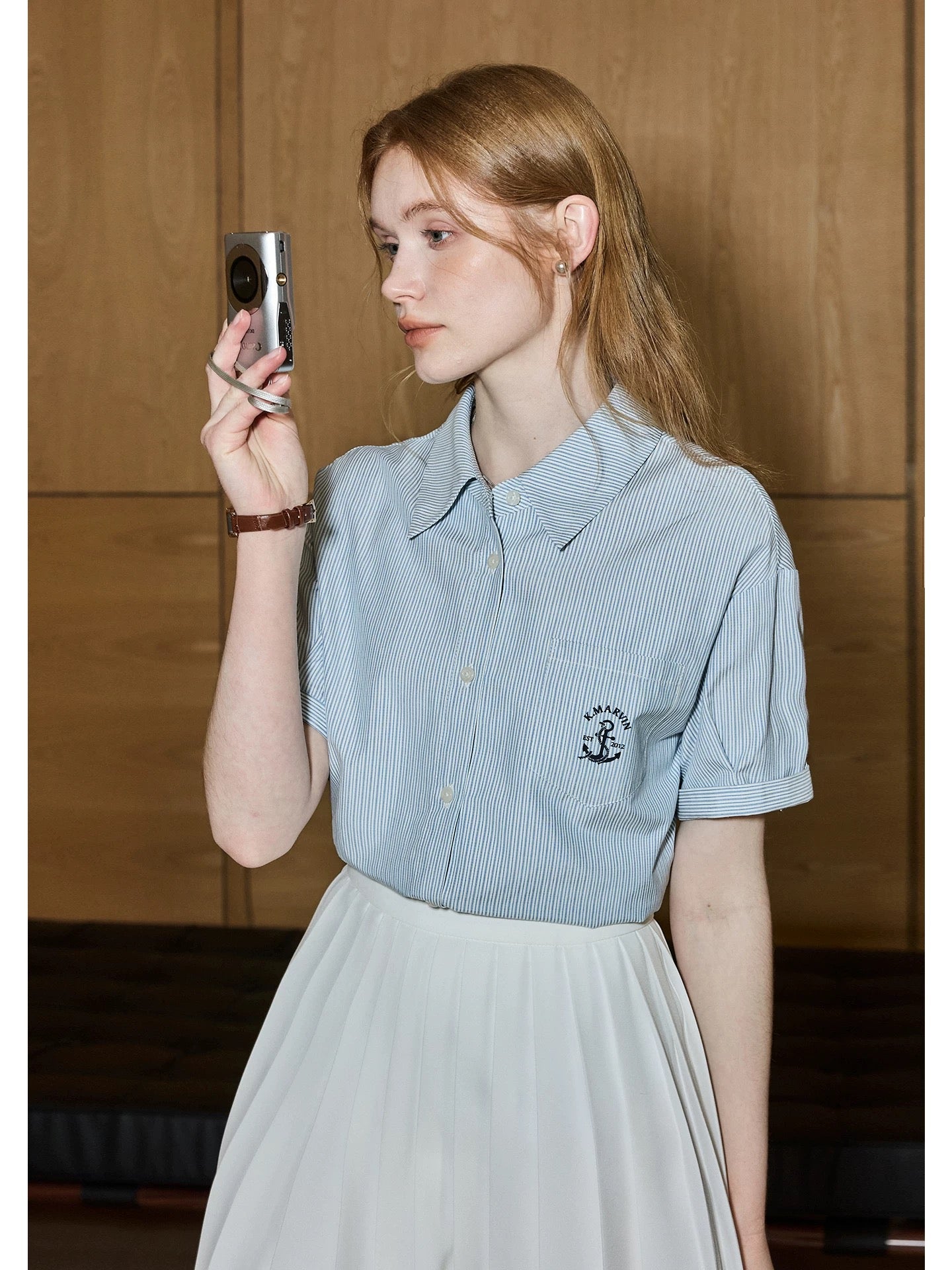 Kuhnmavie's elegant nautical striped shirt for women, new summer 2026 style, made with lyocell and cotton.