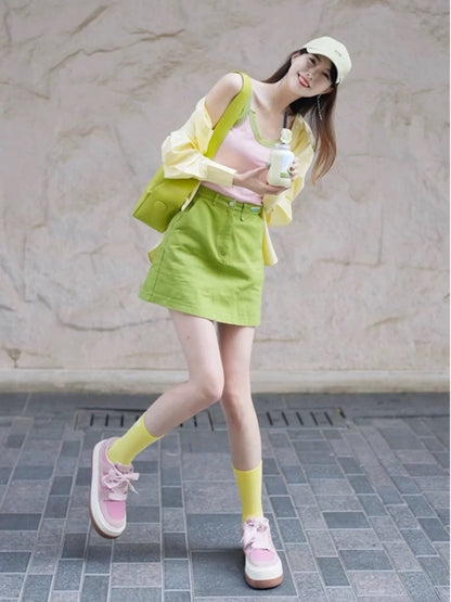 Summer clothes are matched with a complete set of summer dopamine tea style age-reducing wear for small people, salt style three-piece suit for women, summer style