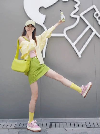 Summer clothes are matched with a complete set of summer dopamine tea style age-reducing wear for small people, salt style three-piece suit for women, summer style