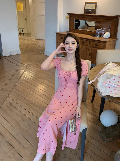 Solo explosive French square neck dress 2024 new women's summer retro gentle style waist slimming long skirt