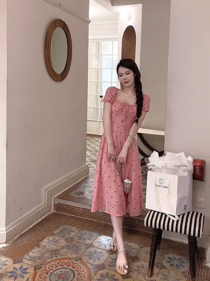Solo explosive French square neck dress 2024 new women's summer retro gentle style waist slimming long skirt