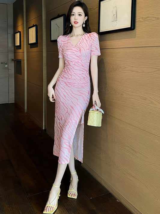 European station pink dress for women summer 2024 new elegant and sexy temperament slim slit long hip skirt