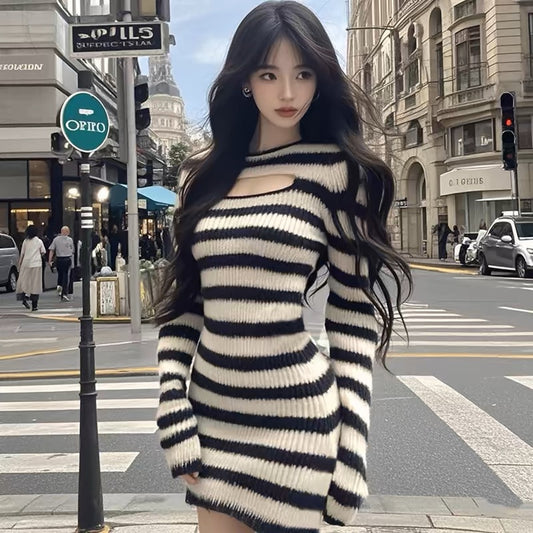 Coco KEKE 2024 new autumn style pure lust style hollow sexy hip-covering knitted dress