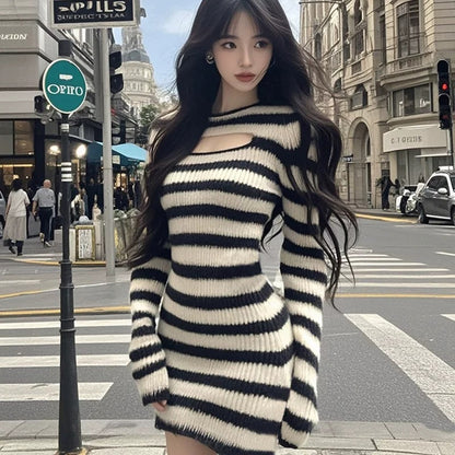 Coco KEKE 2024 new autumn style pure lust style hollow sexy hip-covering knitted dress