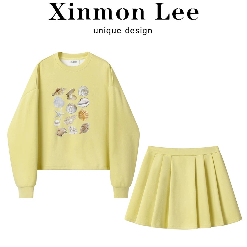 XinmonLee lazy western-style goose yellow round neck sweatshirt spring and autumn age-reducing high waist pleated skirt two-piece suit