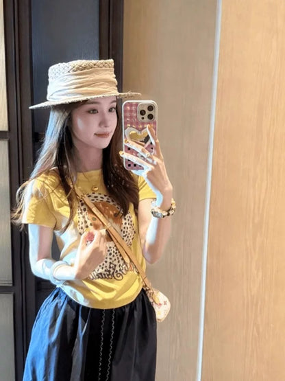 Summer super beautiful unique beautiful top exquisite design yellow cartoon puppy print shoulder short sleeve T-shirt