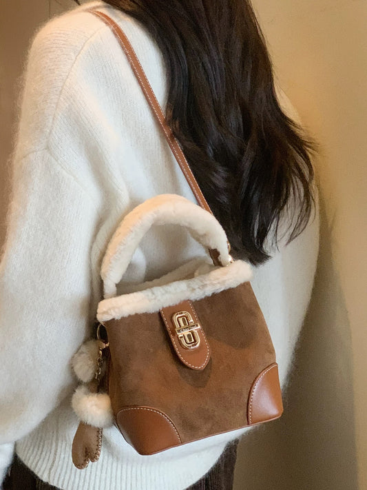 Chio2nd Genuine Wool Autumn Style Bucket Bag for Women, Plush Handbag, Shoulder Bag, Crossbody Bag