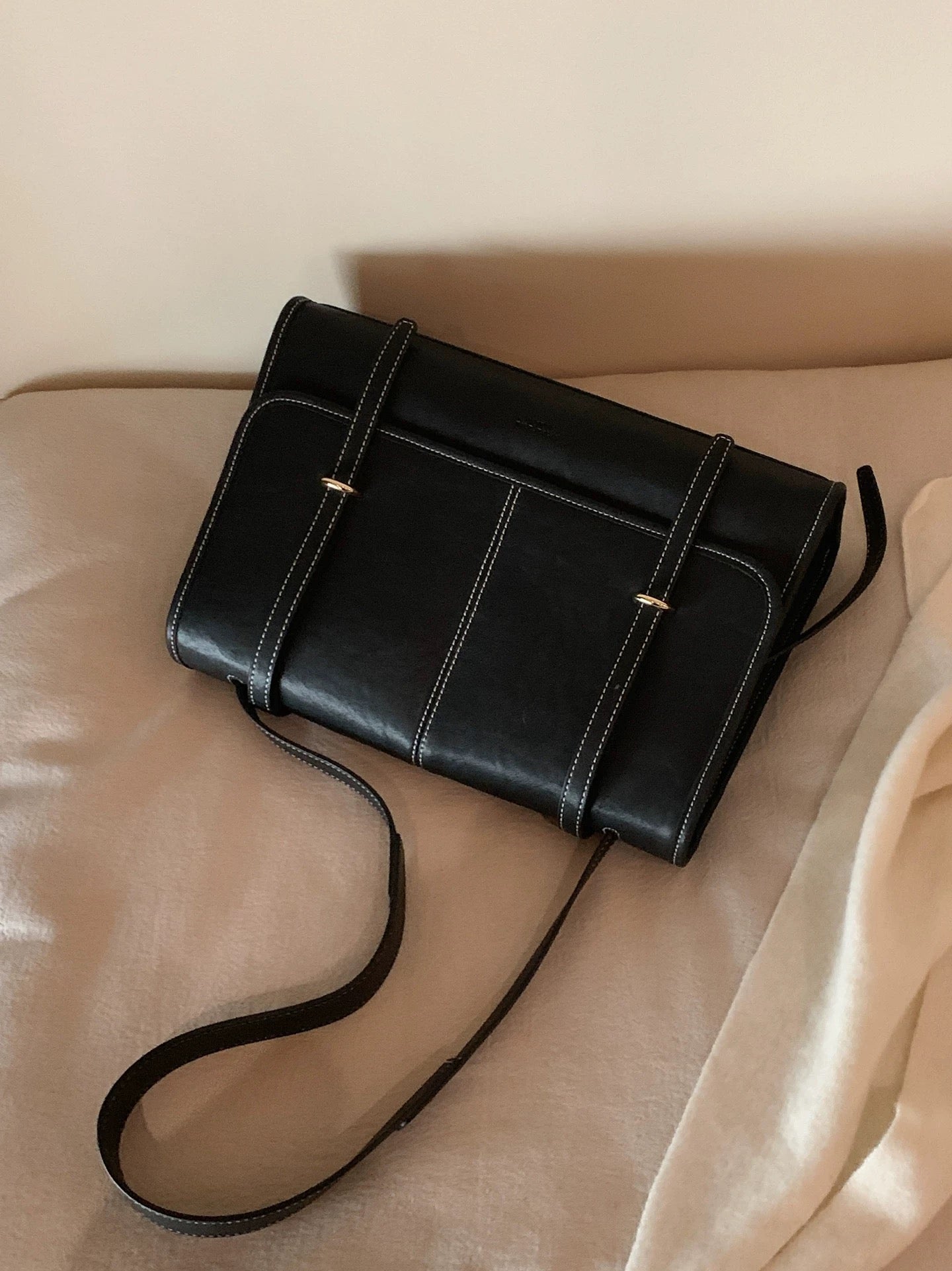 Chio2nd Seven Earl Shoulder Bag, Women's 2025 New Autumn/Winter Simple Commuter Handbag