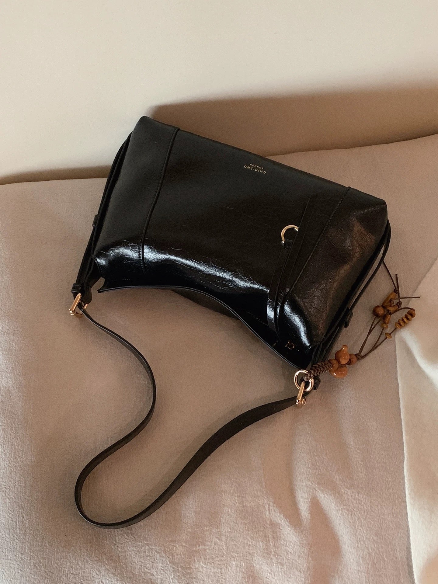 Chio2nd Encounter with Maple Fir Tote Bag for Women, Autumn/Winter, Waxed Leather, Commuter Shoulder/Crossbody Bag