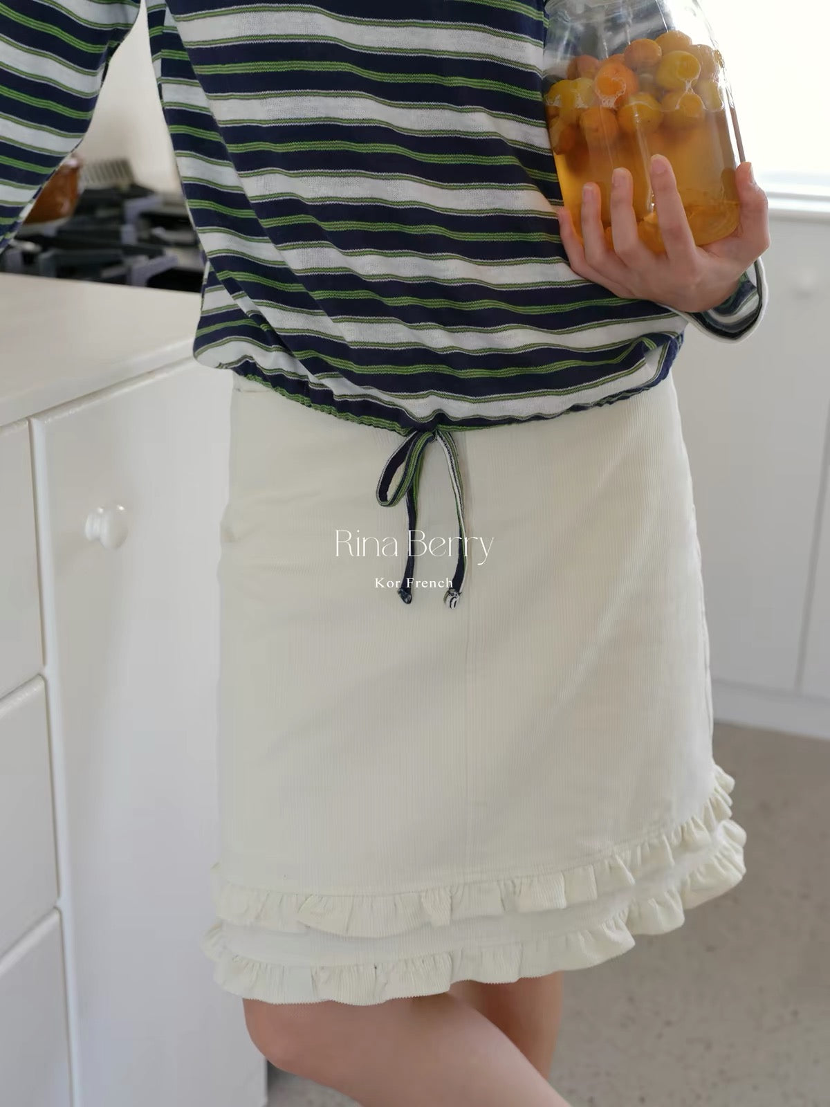 Rina Berry Corduroy Ruffled High-Waisted Slimming Skirt – Korean-Style French-Inspired Autumn Piece