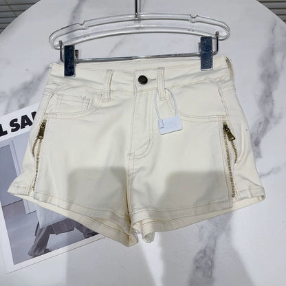 Internet celebrity style 2025 summer new style sweet cool hot girl side metal zipper design washed three-quarter denim shorts