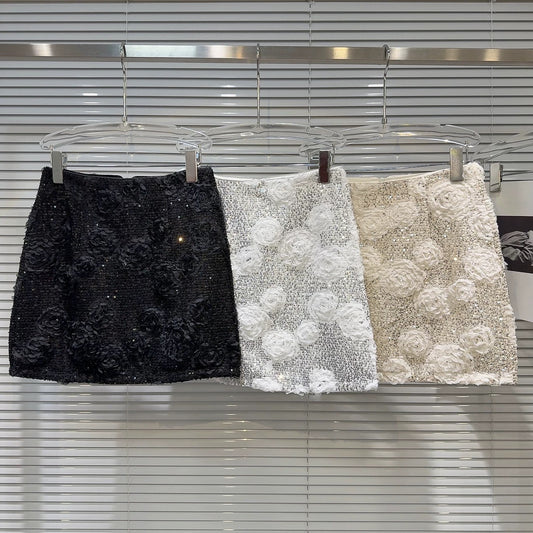 Internet celebrity same style 2025 summer new style small fragrance style chiffon flower sequin heavy short skirt A-line skirt half skirt female