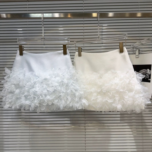 Internet celebrity same style 2025 summer new style small fragrance style bow lace straps sweet girl striped pleated skirt skirt