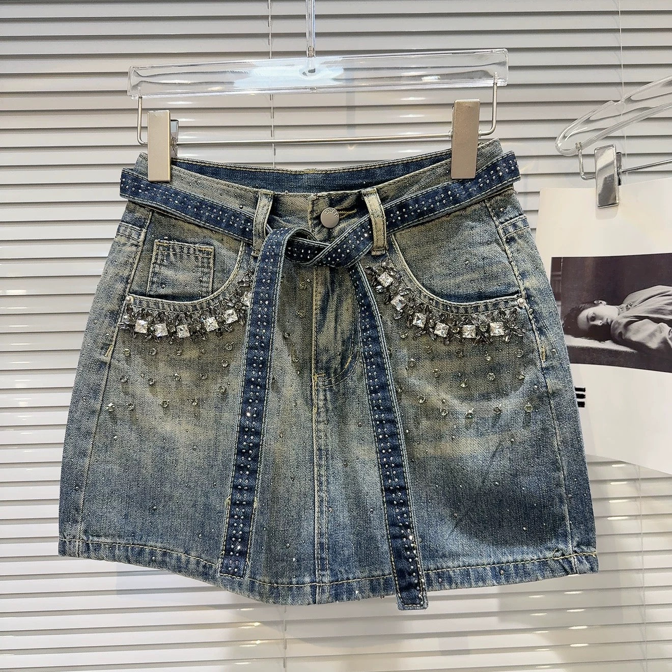 Internet celebrity same style 2025 summer new street hot girl rhinestone beaded strap heavy denim short skirt A-line skirt female