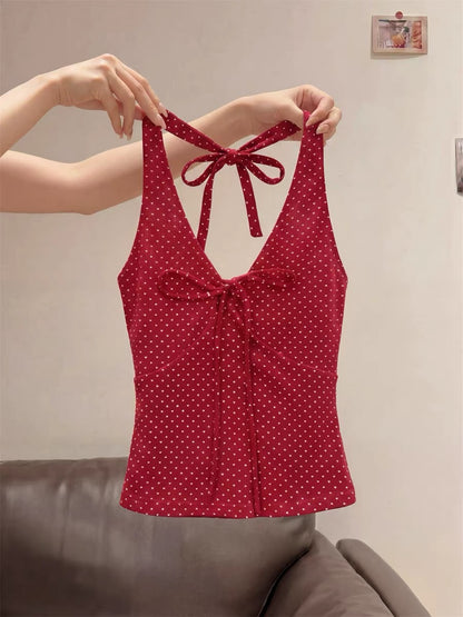 Korean-style sexy V-neck halter top for women, perfect for summer, chic and pretty, suitable for petite women, wearable as an outer or inner layer.