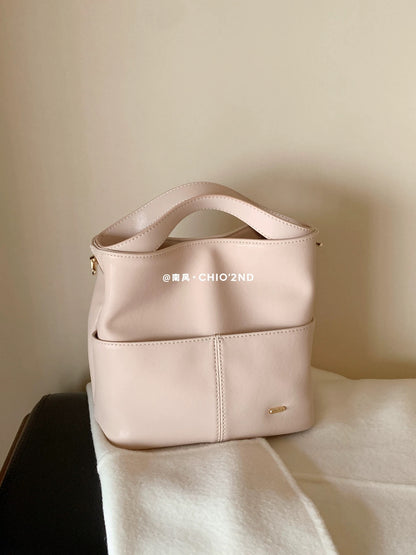 Chio2nd Leather Cream Island Tote Bag - New Arrival on December 8th at 8 PM (Price Start Date)