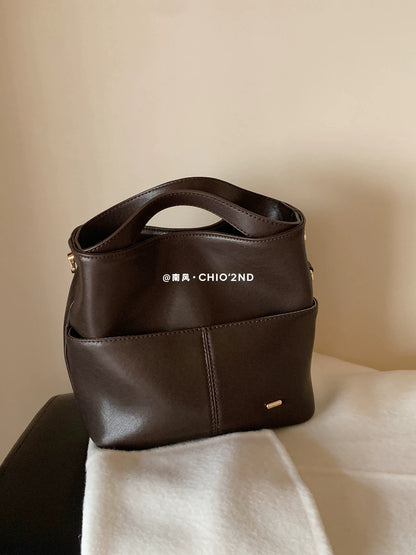 Chio2nd Leather Cream Island Tote Bag - New Arrival on December 8th at 8 PM (Price Start Date)