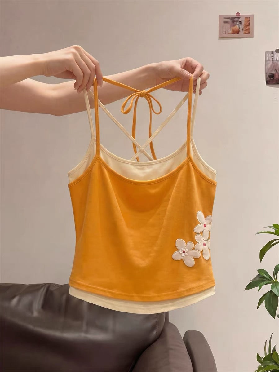 Dopamine floral faux two-piece halter top for women, summer hot girl style, Y2K slim fit, flattering, suitable for both outer and inner wear.