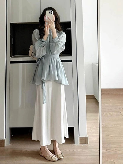 High-end small dress two-piece suit, tea-style temperament, salt-style light mature style shirt, top, half-length skirt, spring