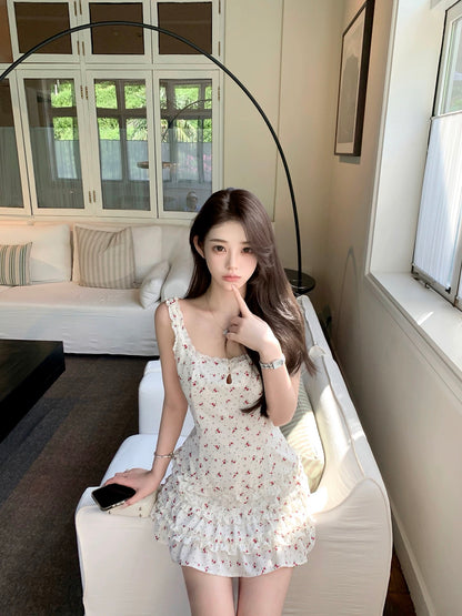Ruoyu Customization Alice Diary Temperament Retro Floral Lace Splicing Cake Suspender Dress with Shorts