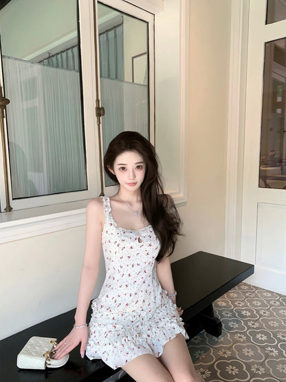 Ruoyu Customization Alice Diary Temperament Retro Floral Lace Splicing Cake Suspender Dress with Shorts