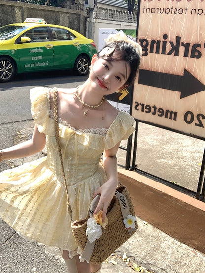 Acaine medium-length yellow square-neck puff sleeve waisted A-line dress for women in spring French sweet dress