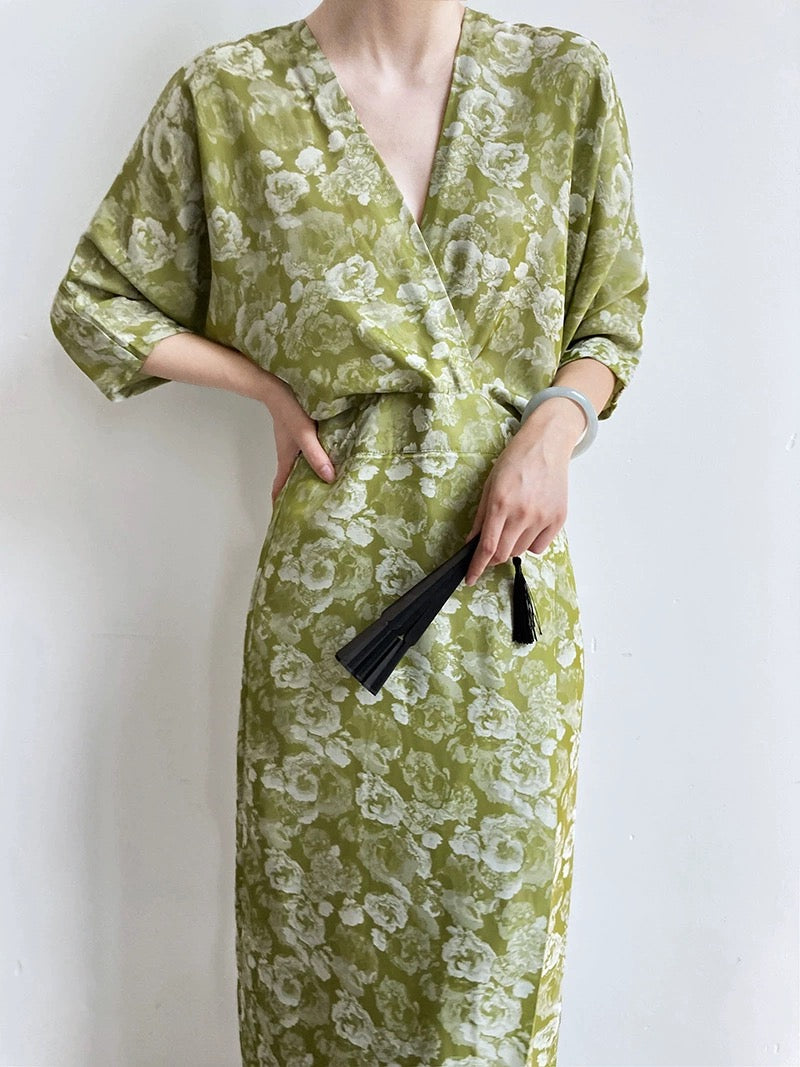 New Chinese floral cheongsam dress 2024 new summer high-end niche design French national style long skirt