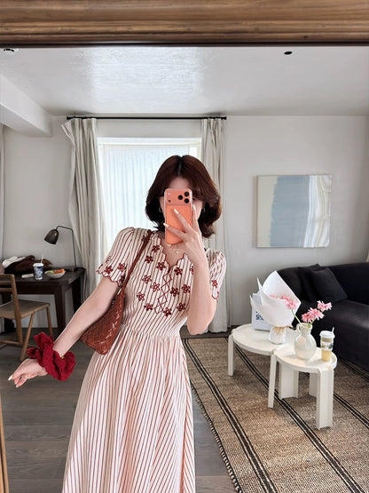 Lei Yingjun's "Raspberry Sweetheart" Retro Red Embroidered V-Neck Waist-Slimming Striped Long Skirt for Summer