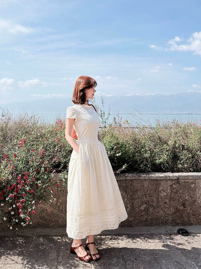 Lei Yingjun [Wind Chime Summer] Retro High Neck Short Sleeve Jacquard Dress with Waist Fit and Lace Patchwork Long Skirt