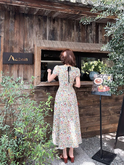 Lei Yingjun's French Retro Floral Print Dress for Women, Spring/Summer, Slim Fit, Long Tea Dress