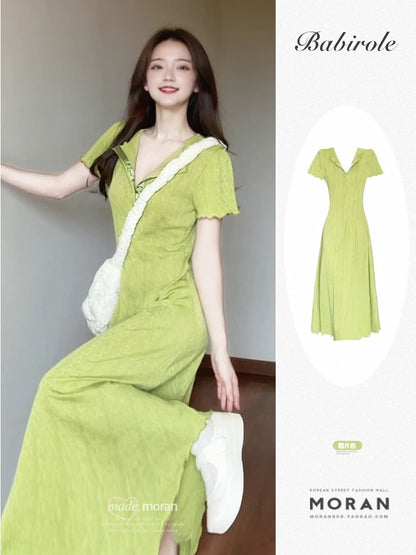 Tea break French V-neck green white dress for women summer high-end waist A-line slimming and beautiful long dress