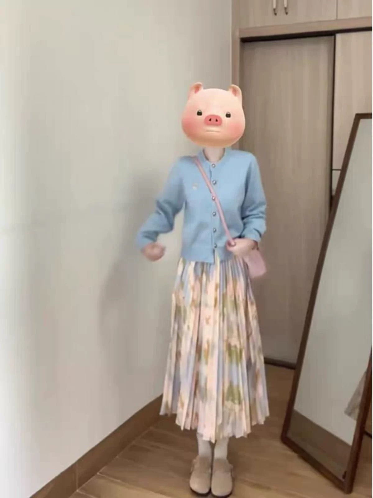Korean Style Autumn Women's 2025 New Fashionable and Gentle Blue Knitted Cardigan and Floral Skirt Two-Piece Set