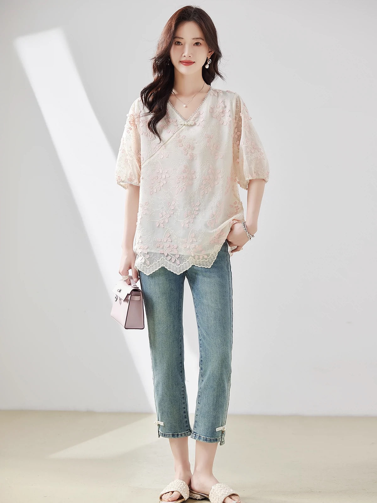 Bead embroidered Tencel national style shirt for women summer 2024 new loose large size fat mm cover belly slimming top