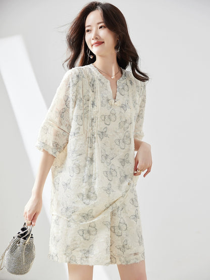 Textured V-neck short-sleeved shirt and shorts two-piece set for women summer 2024 new European style loose fashion age-reducing suit