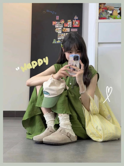 Retro literary green shirt sleeveless dress for women simple casual summer comfortable and relaxed atmosphere long skirt