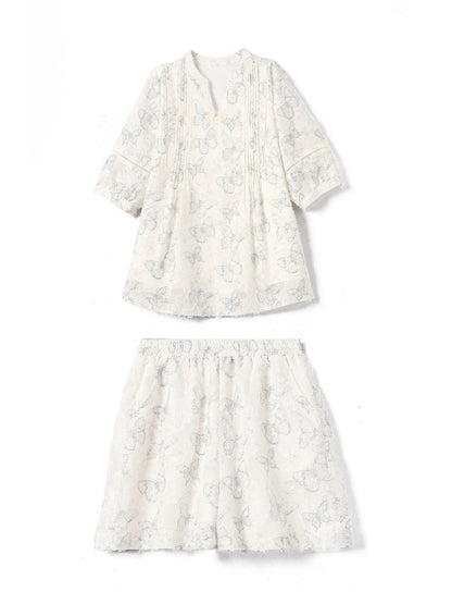Textured V-neck short-sleeved shirt and shorts two-piece set for women summer 2024 new European style loose fashion age-reducing suit