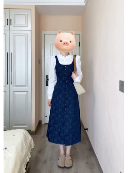 French retro early autumn outfit: a complete set of gentle and elegant two-piece women's shirt and embroidered suspender dress.