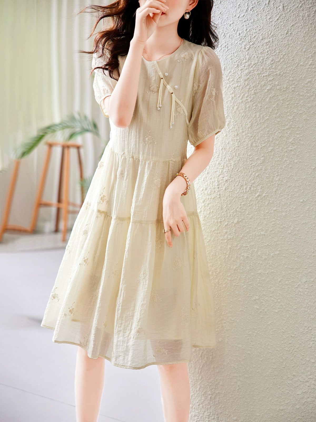 Tencel short-sleeved dress for women summer 2024 new European style loose high-end temperament slim niche a-line skirt